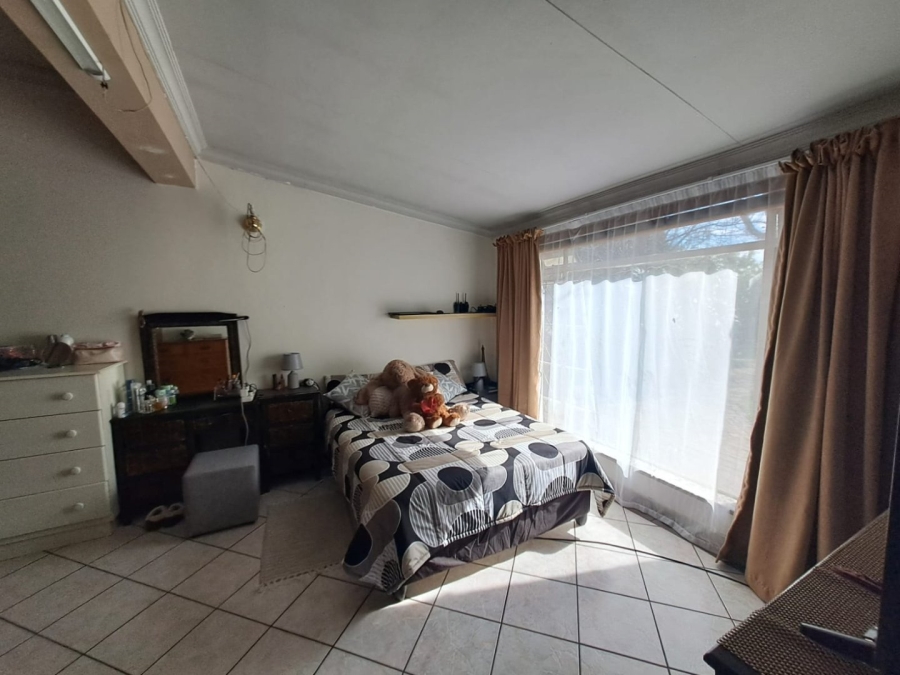 4 Bedroom Property for Sale in Sasolburg Ext 4 Free State